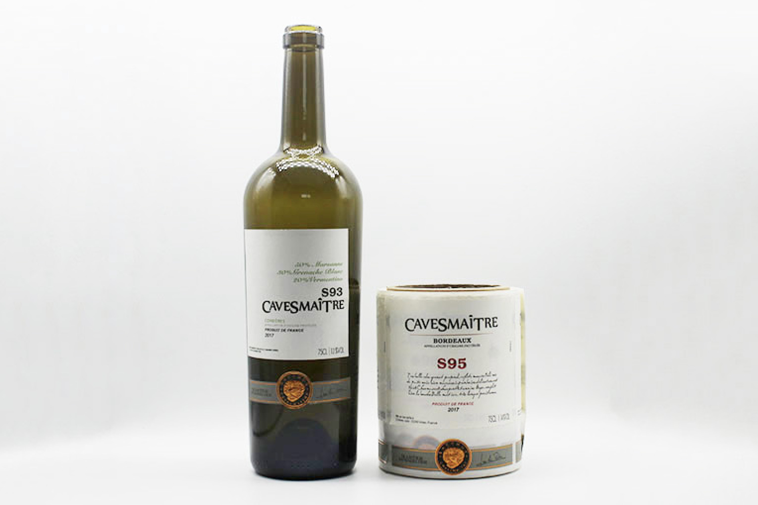 Round sticker on coffee bag